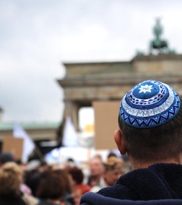 Antisemitismus sei stark in Gesellschaft verankert.