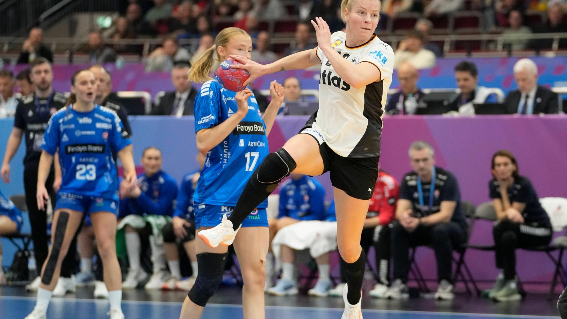 Antje Doll (Deutschland) in Aktion. 