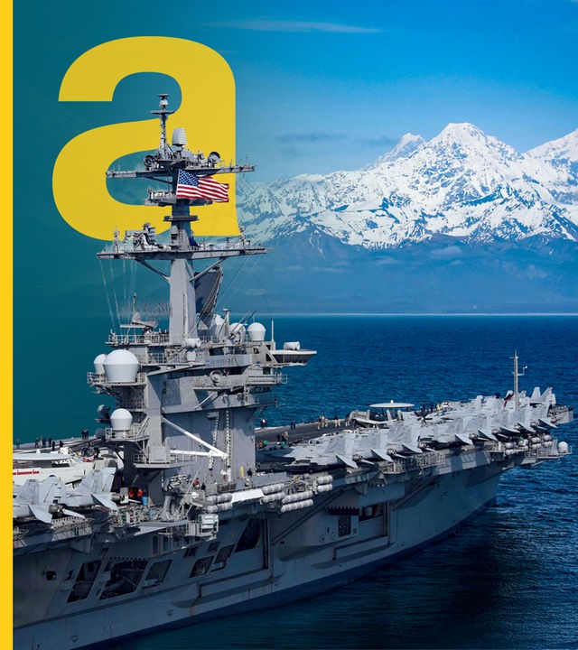 USS Hopper bei einem Manöver vor der Küste Alaskas
