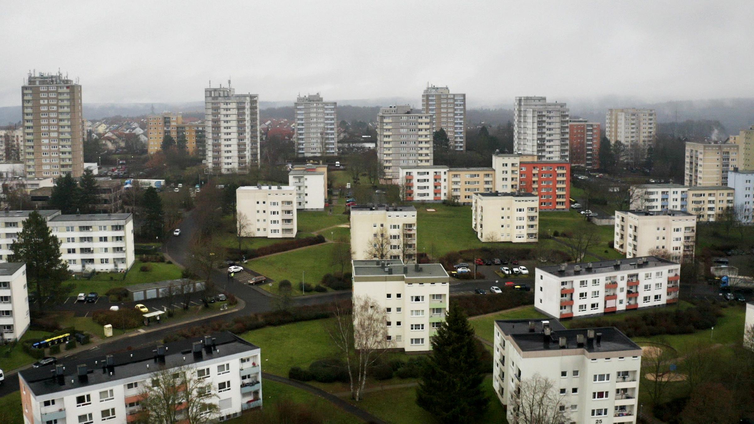 Blick auf die Hochhäuser vom Aschenberg.