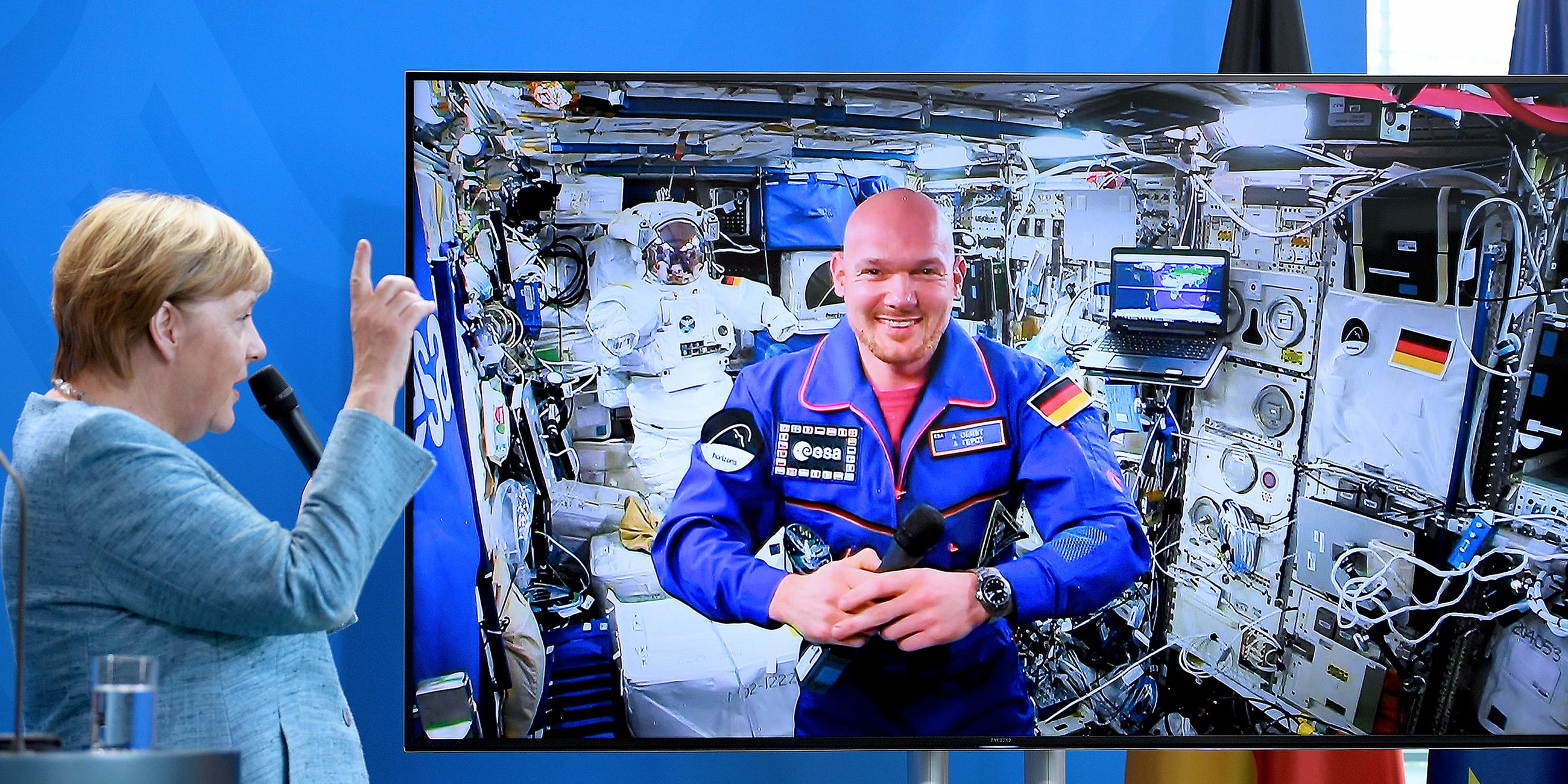 Archiv: Merkels Liveschalte mit ISS-Astronaut Alexander Gerst