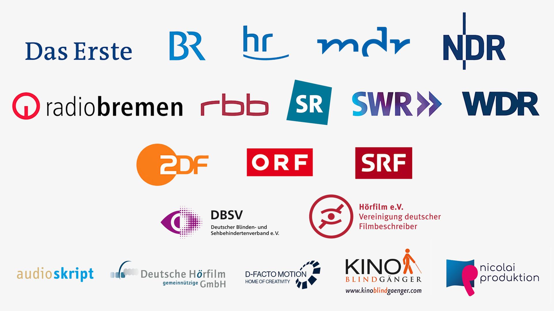 Bildercollage von Logos von Das Erste, BR, HR, MDR, NDR, Radio Bremen, RBB, SR, SWR, WDR, ZDF, ORF, SRF, Deutsche Hörfilm gGmbH, Hörfilm e.V. und audioskript