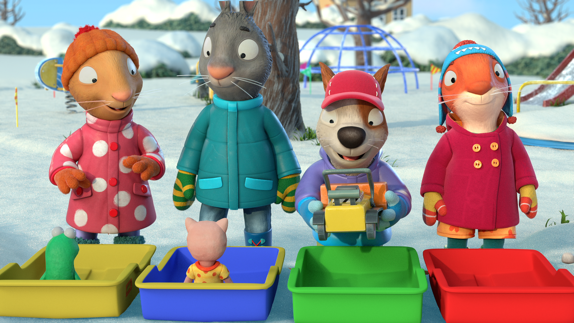 Posy, Pip, Zac und Jamila stehen draußen vor bunten Kisten. Froschi und Schweinchen sitzen vor Posy und Pip, Zac ist gerade dabei, seinen Bagger in die Kiste zu legen.