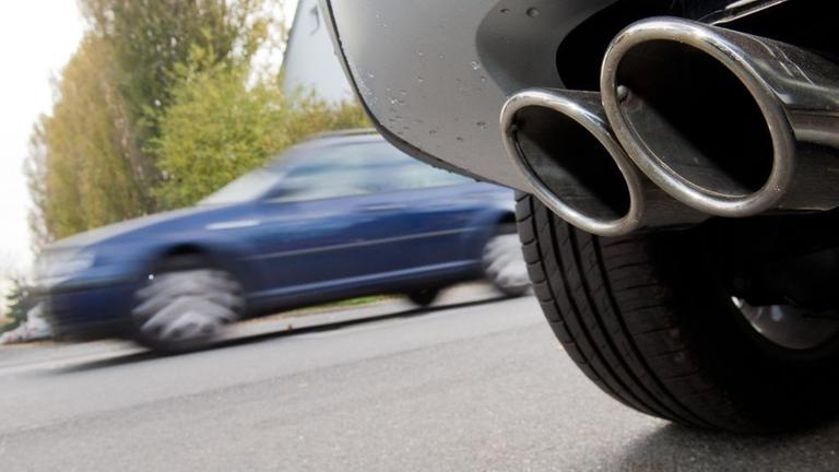 Auspuff - Diesel (Symbolbild)