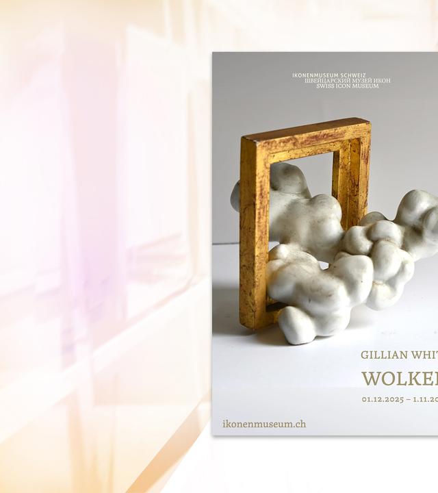 Auf einem Ausstellungsplakat sieht man eine Wolkenskulptur in einem Bilderrahmen.