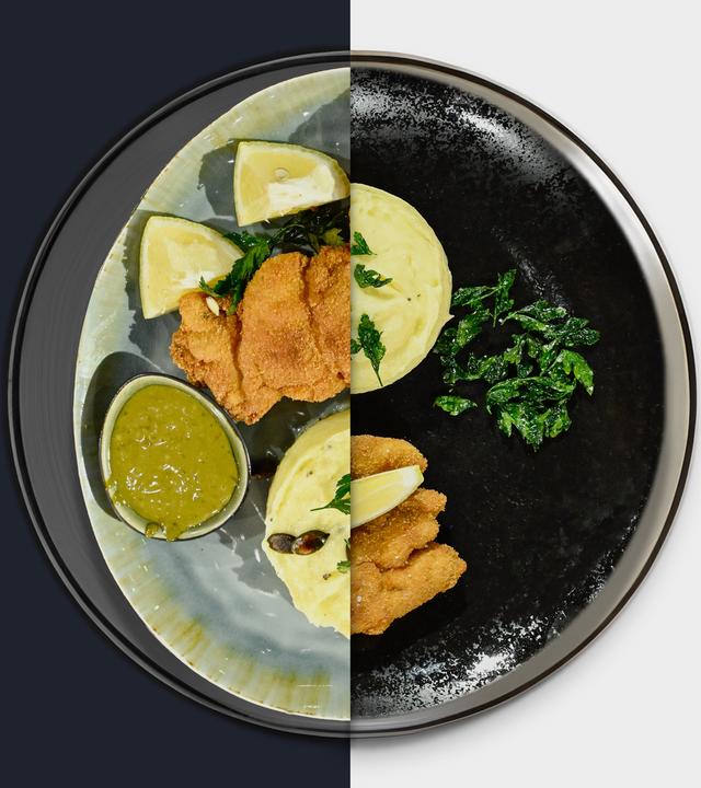 Backhendl vom Landhuhn mit frittierter Petersilie, Kartoffelpüree, Rettichsalat und Kürbiskernöl-Mayonnaise