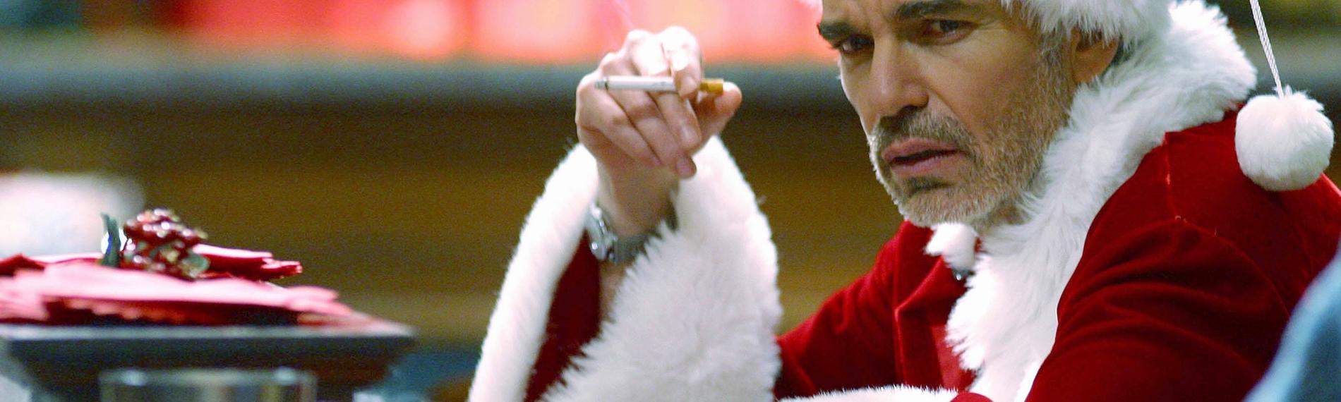 Willie T. Stokes (Billy Bob Thornton) ist der verdorbenste Weihnachtsmann, den man sich vorstellen kann. 