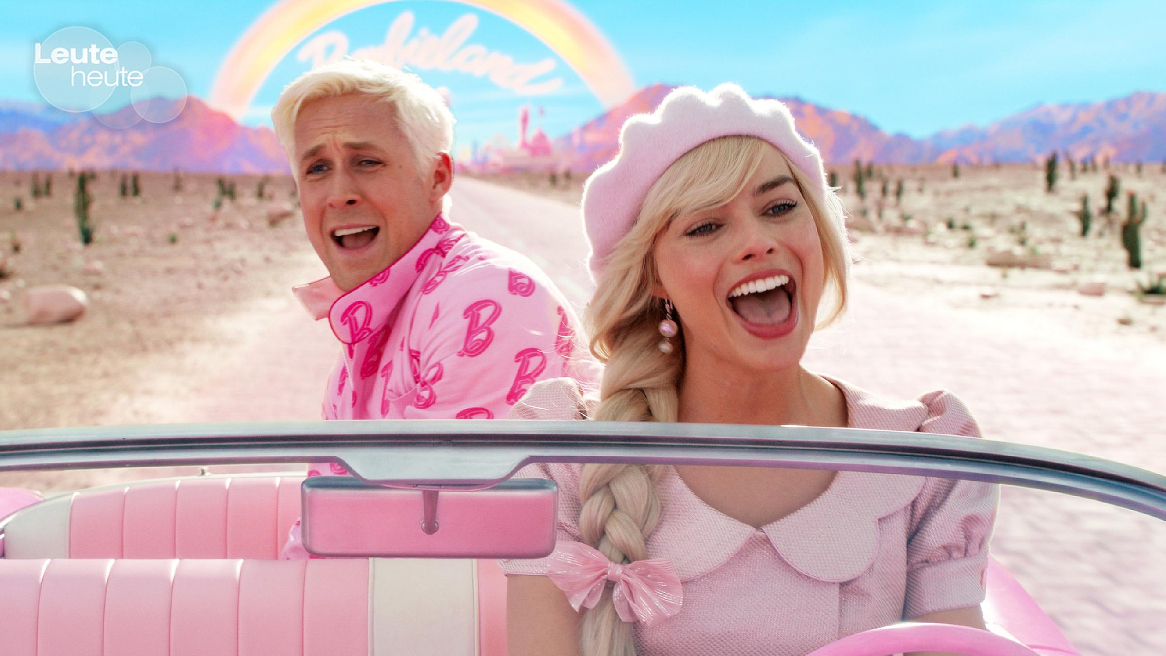 Margot Robbie als Barbie und Ryan Gosling als Ken im neuen Barbie-Film