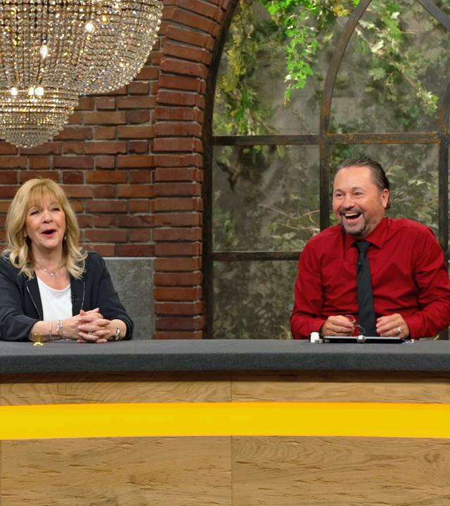 Walter Lehnertz, Elke Velten und Wolfgang im Händlerraum