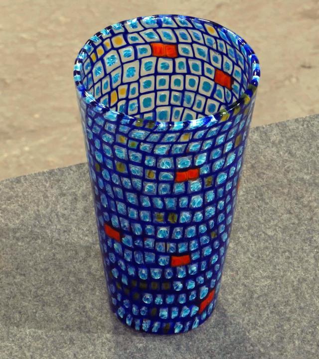 Eine kunstvolle Murano-Vase von Gianni Versace