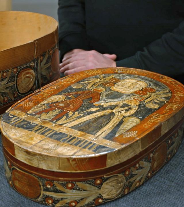 Eine bemalte Brautschachtel aus dem Jahr 1822