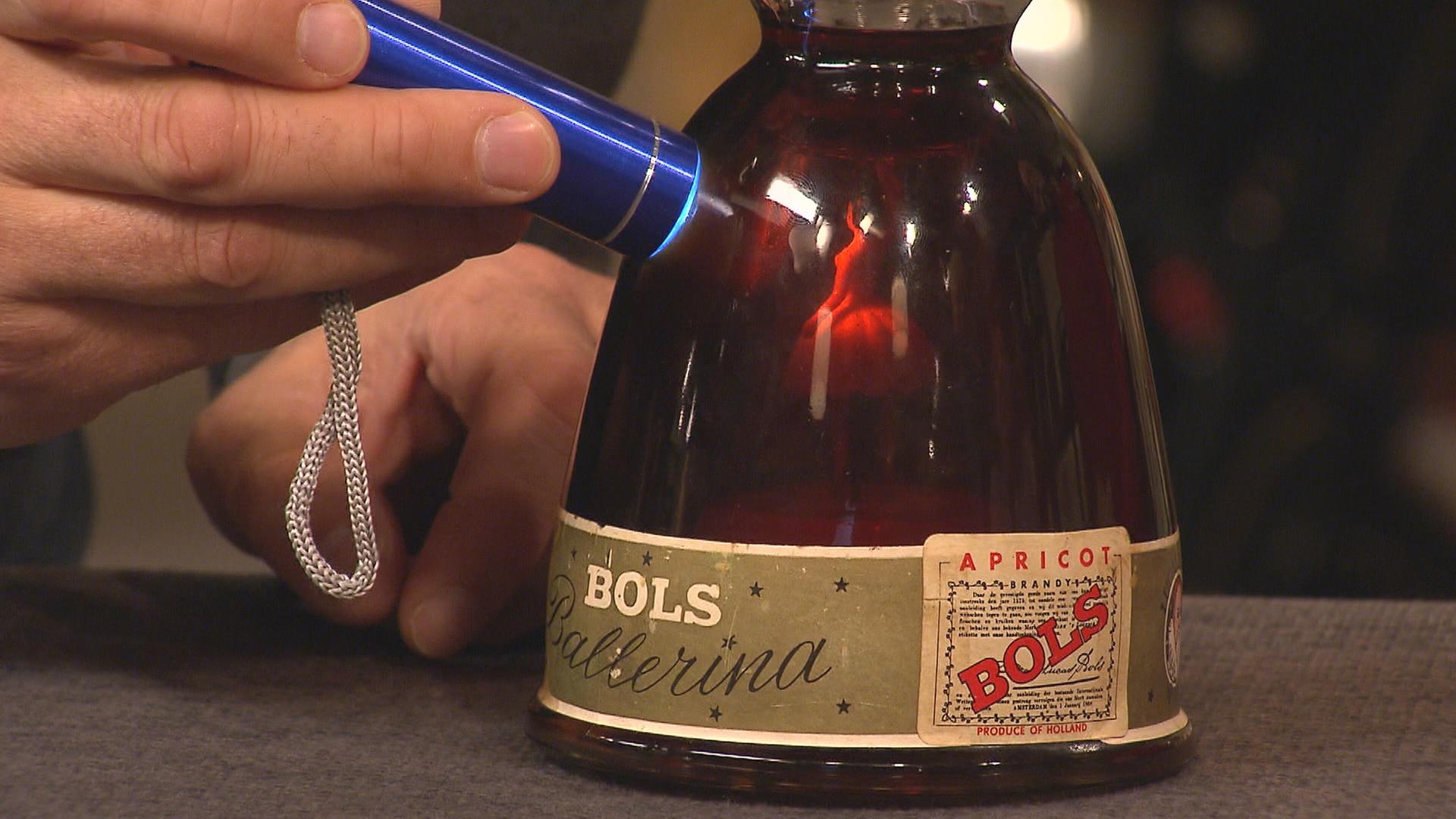 Likörflasche Bols "Ballerina" Apricot Brandy 