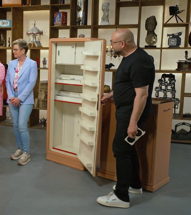 Horst Lichter und Sven Deutschmanek mit den beiden Kandidatinnen Roswitha Adam und Dr. Renate Weiß