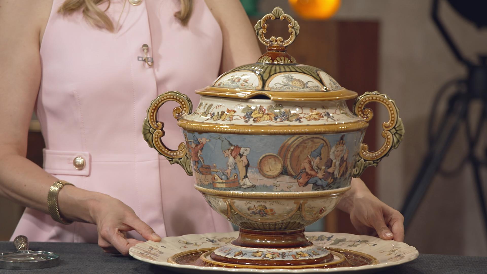 Prunkvolle Bowle-Schüssel aus den Jahren 1910-1914.