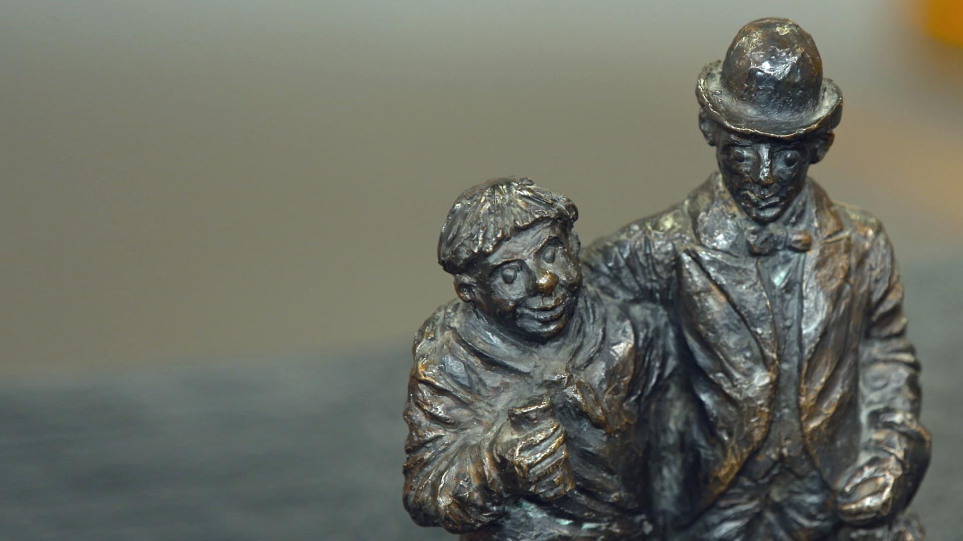 Bronzeskulptur der Kölner Buben Tünnes und Schäl.