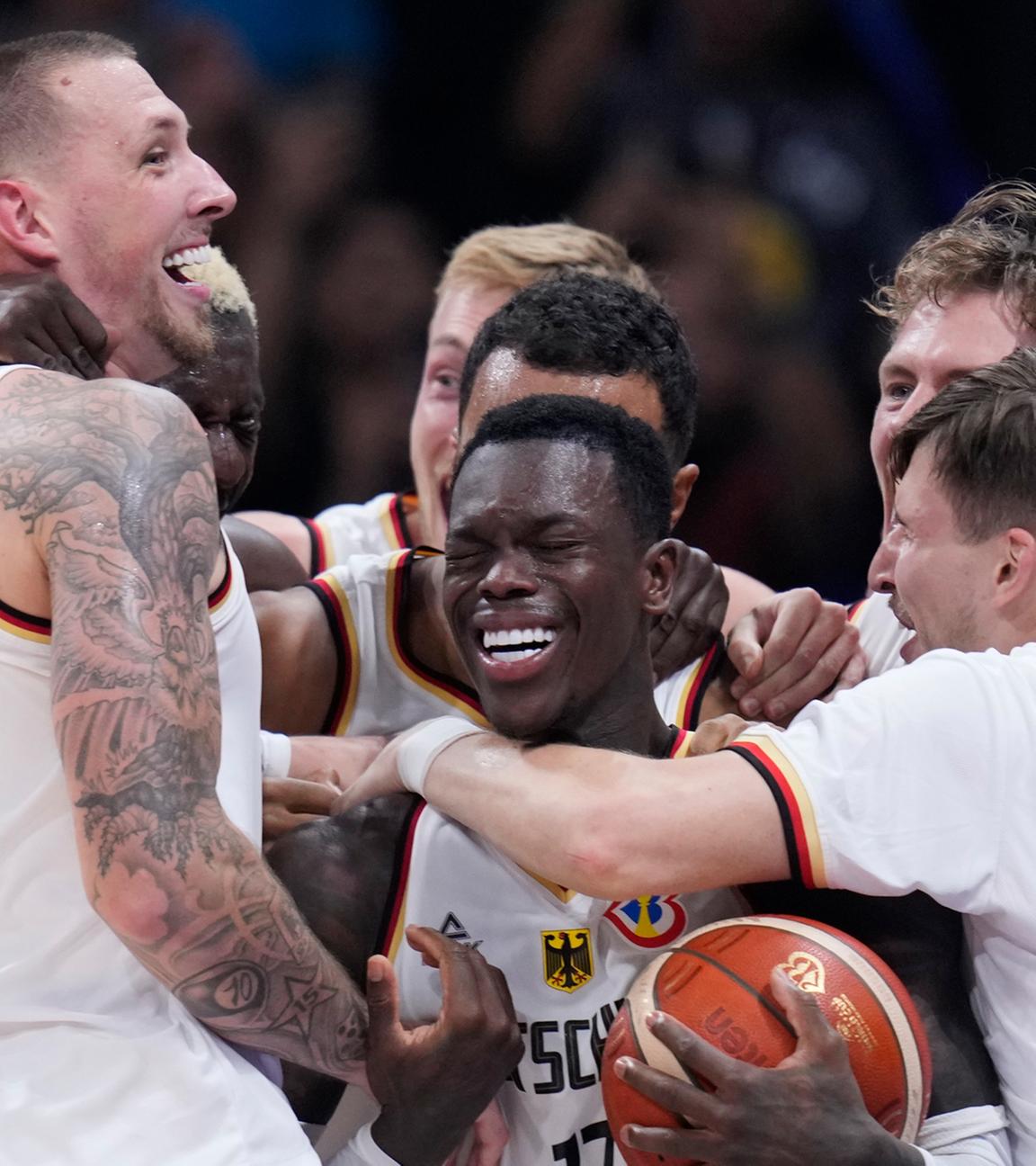 Basketballer kommen Weltmeisterlicher Glanz im sportstudio ZDFheute