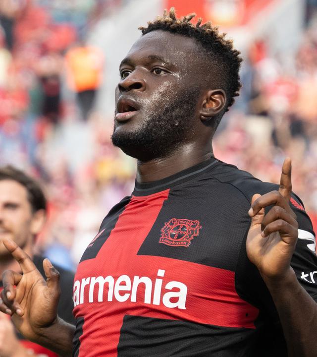 Leverkusens Victor Boniface jubelt über das 1:0.