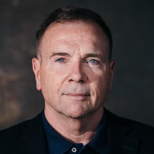 Der ehemalige Oberbefehlshaber der US Army Streitkräfte in Europa Lt. General Ben Hodges (retired) im Portrait auf dem Campus IG Farben in Frankfurt am Main.