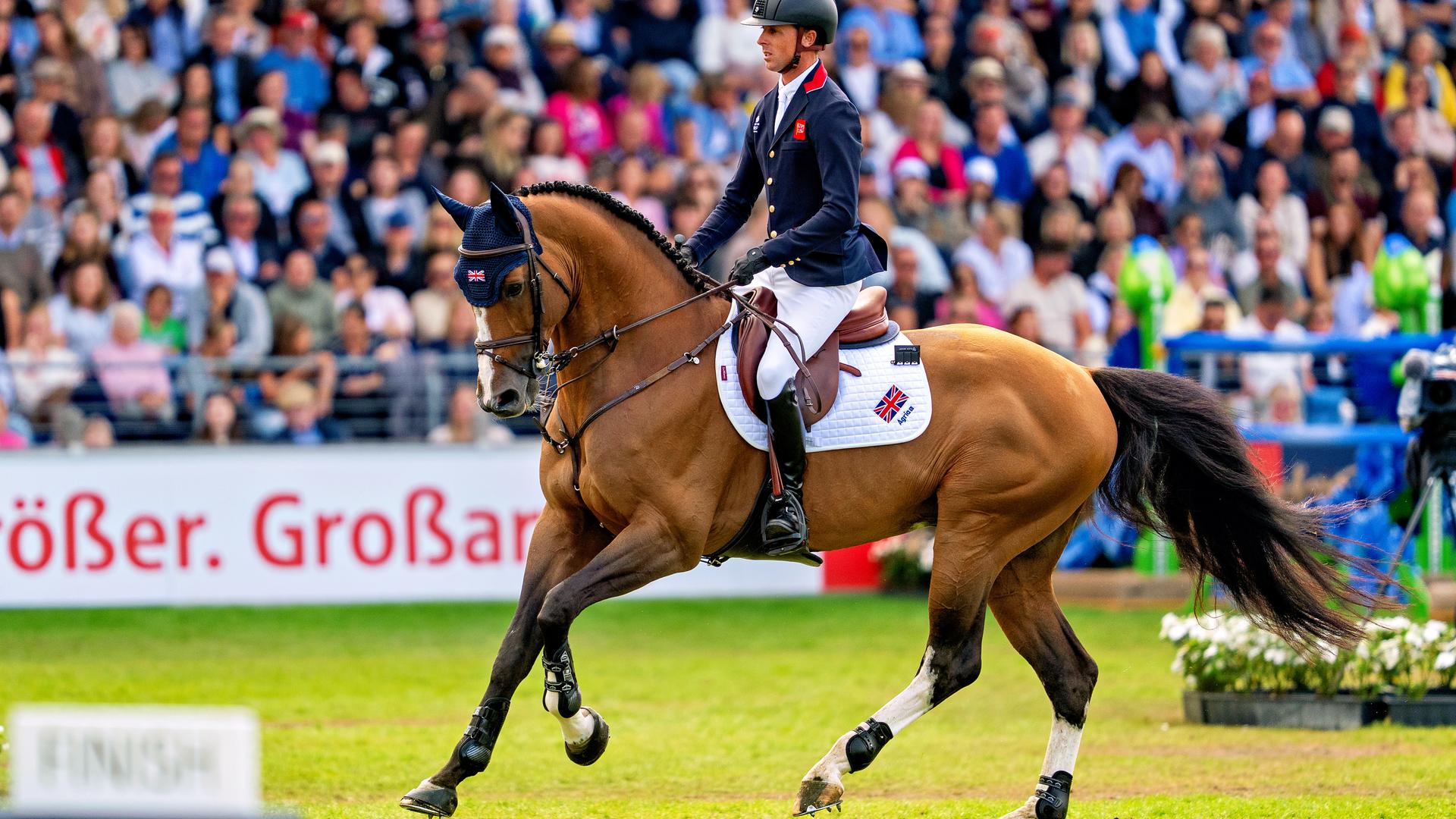 Ben Maher auf Point Break (Großbritannien) im Einzel-Finale der  in Aachen.