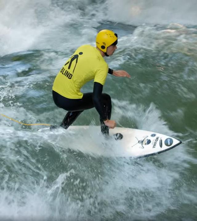 Blinder Surfer Ben Neumann