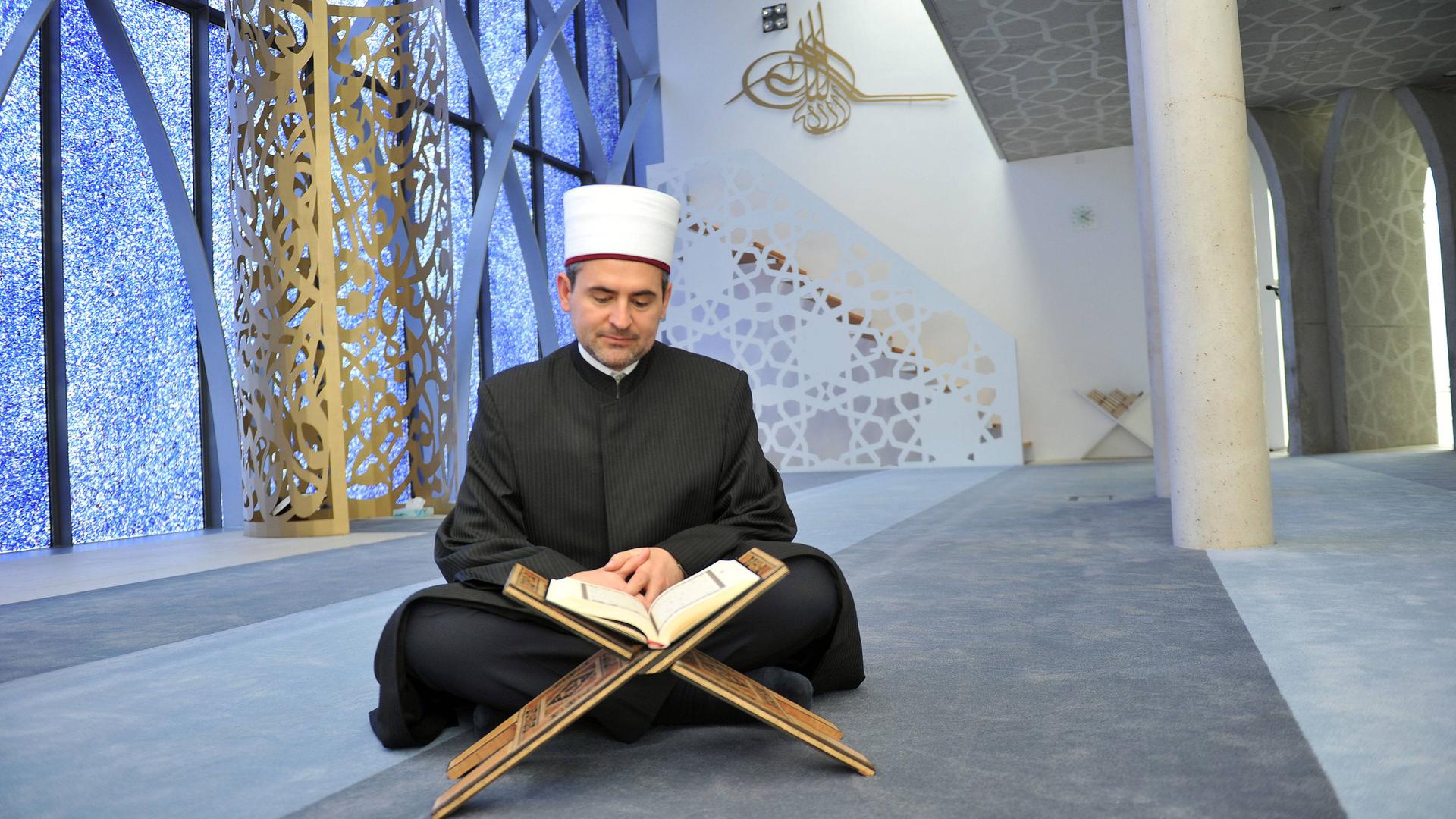 Benjamin Idriz ist Imam der Moschee in Penzberg