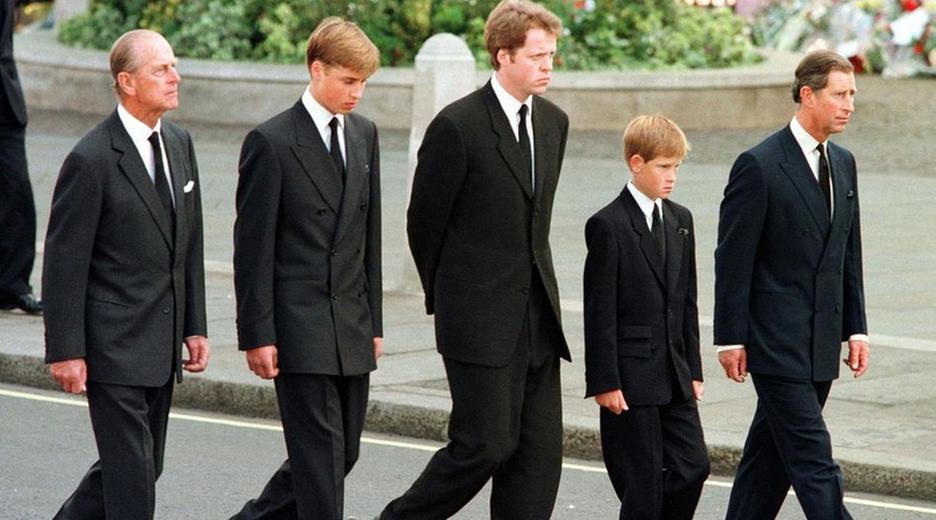 Herzog von Edinburgh, Prinz William, Charles Graf Spencer, Prinz Harry und Prinz Charles