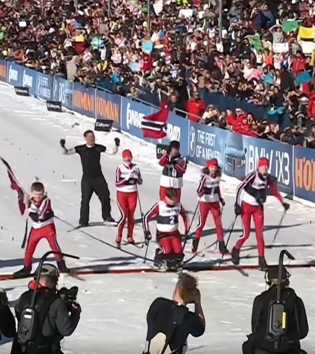 Ein jugendliches Biathlon-Sextett mit Handicaps werden am Holmenkollen gefeiert