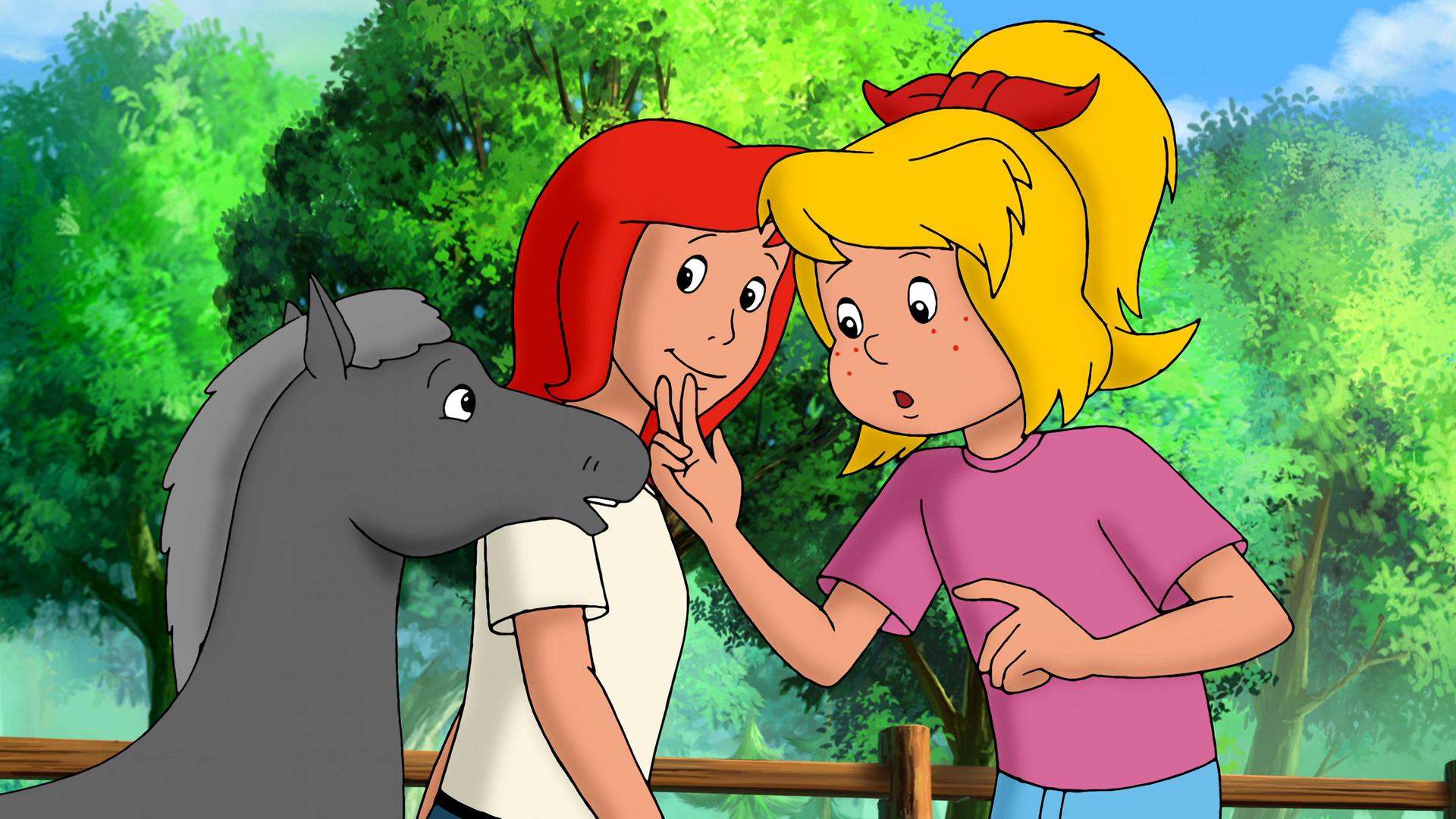 Bibi und Tina kümmern sich um das neugeborene Fohlen Felix.