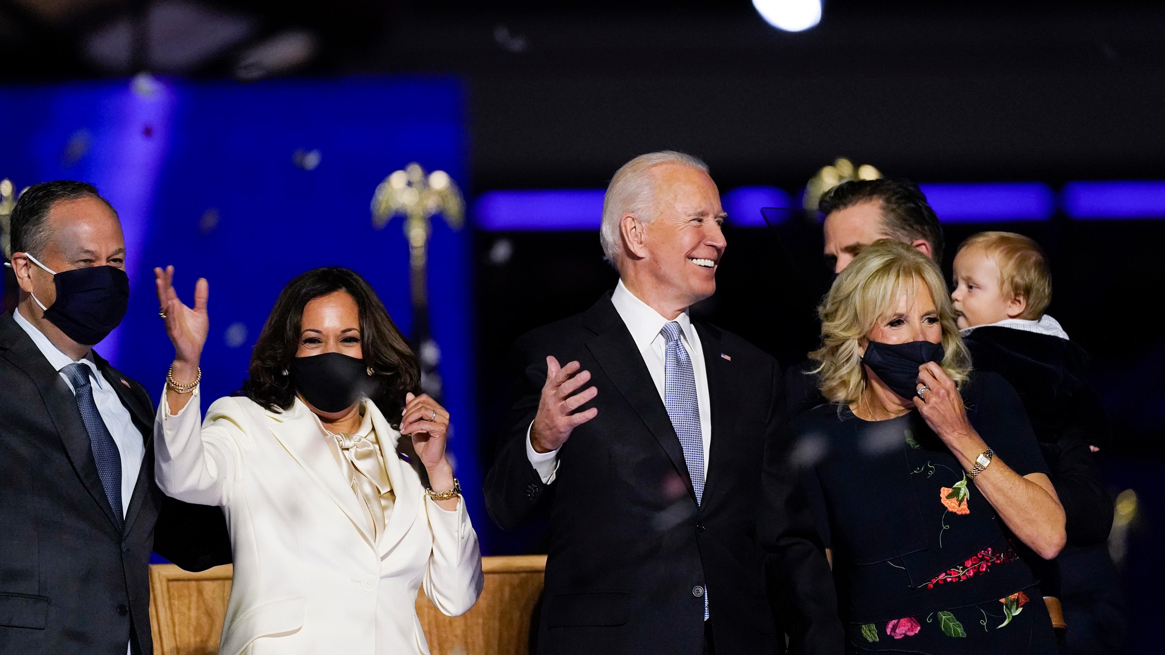 Joe Biden und Kamala Harrsi feiern ihren Sieg in Delaware. Biden ist somit der 46. Präsident der USA und Harris die erste Frau im Amt der Vizepräsidentin.