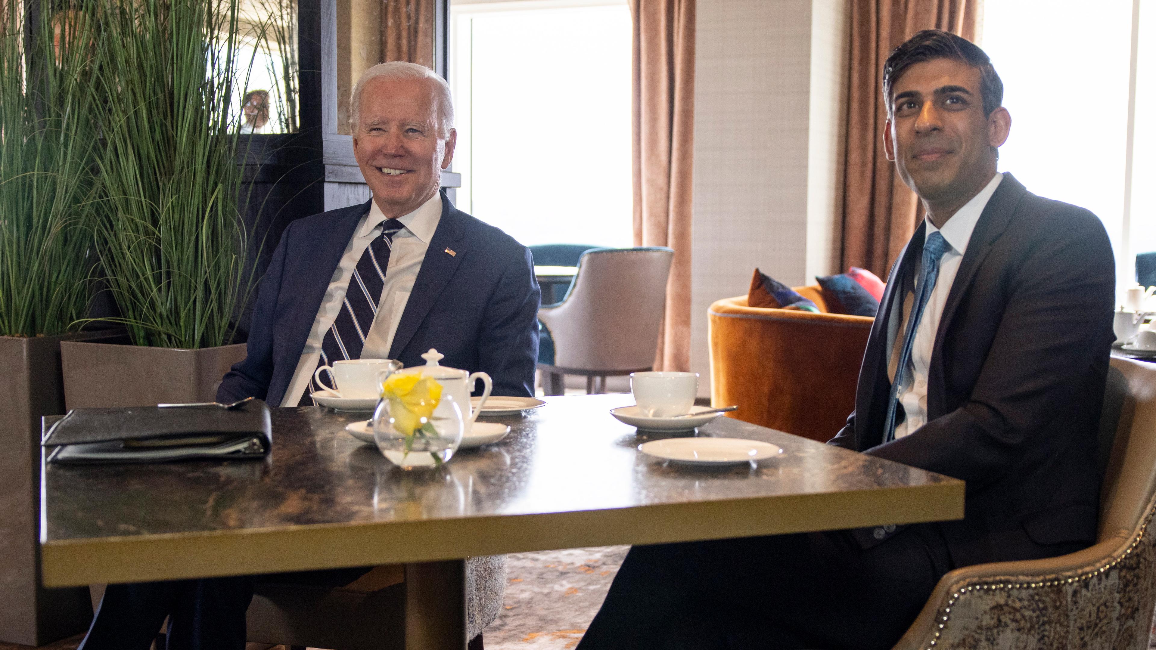 US President Biden meets British Prime Minister Sunak in Belfast