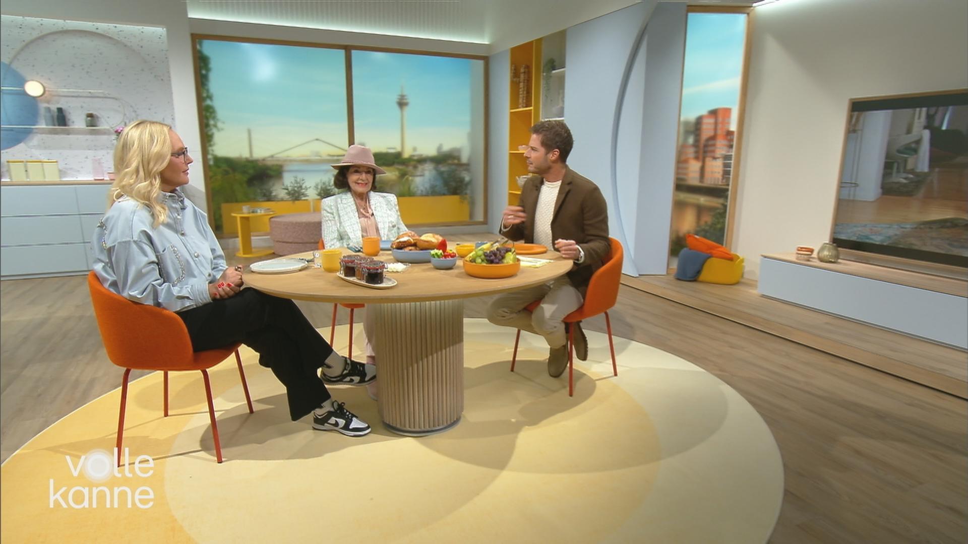 Bild Natascha Ochsenknecht und Bärbel Wierichs bei Volle Kanne Sendung vom 21. Februar 2024