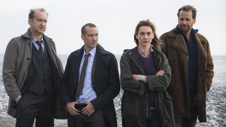 "Ostfriesenkiller": Ubbo Heide (Peter Heinrich Brix), Rupert (Barnaby Metschurat), Ann Kathrin (Christiane Paul) und Weller (Christian Erdmann), v. l. n. r.