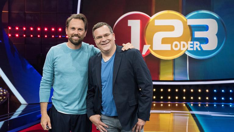 "1, 2 oder 3 - Die große Jubiläumsshow": Steven Gätjen und Elton