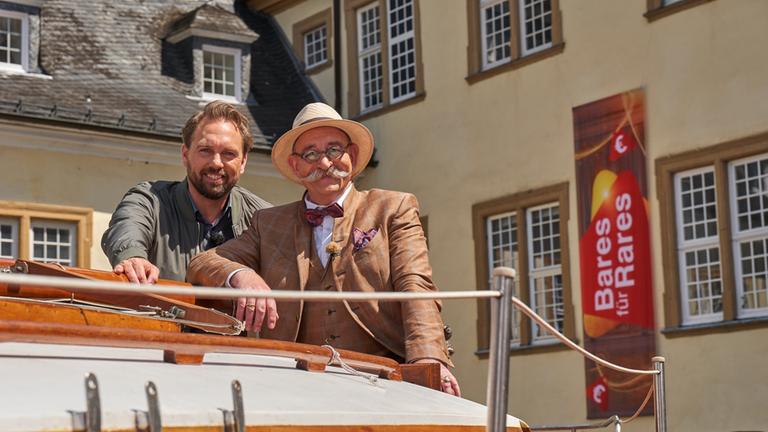 "Bares für Rares - Die Show": Moderator Horst Lichter und Steven Gätjen.