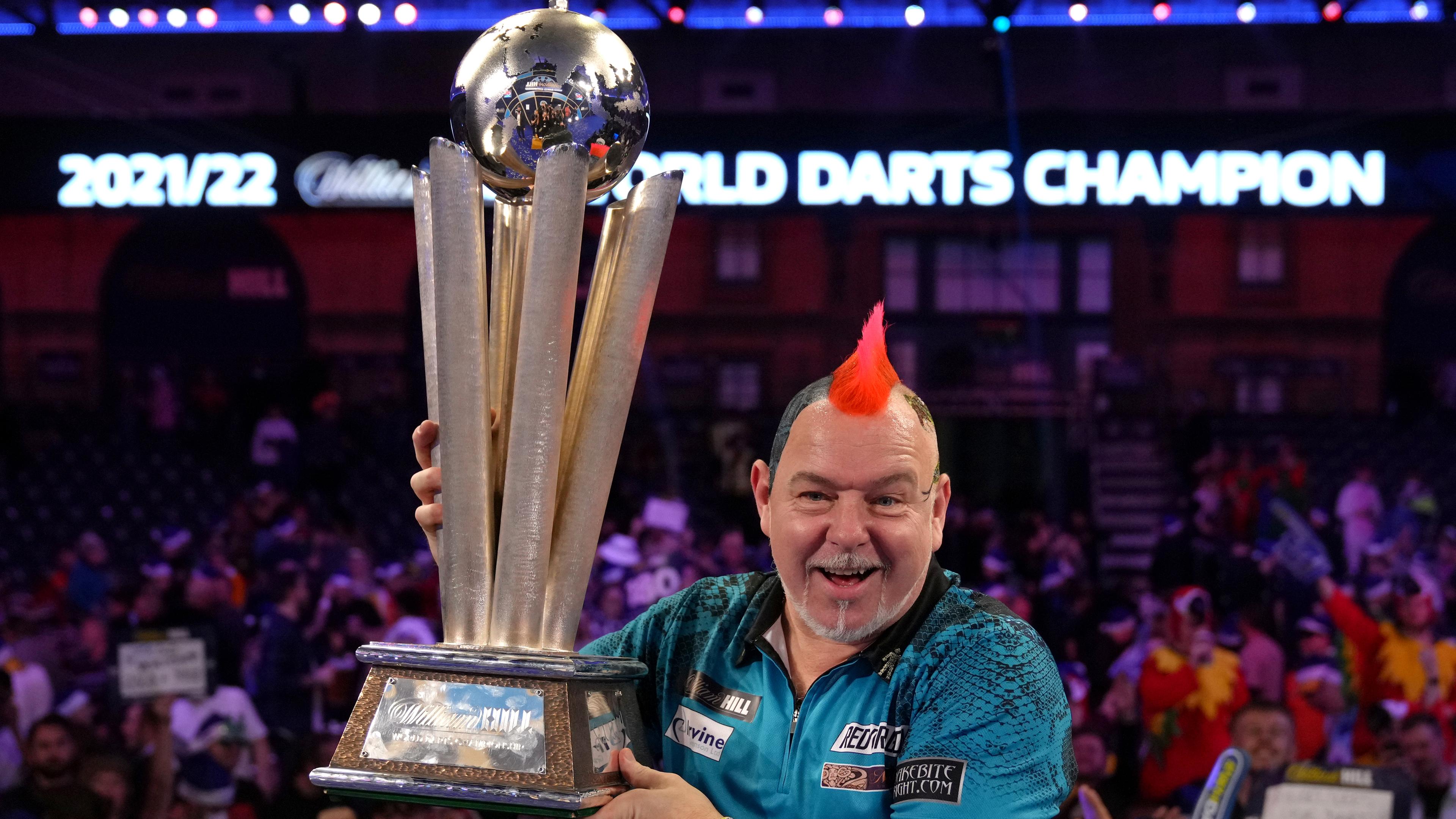 Peter Wright feiert seinen Sieg bei der Darts-WM
