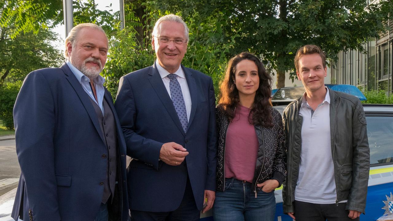 Jamn Gregor Kremp wird Ehrenkommissar der bayerischen Polizei (3.7. 2018): V.l.n.r. Jan-Gregor Kremp, Joachim Herrmann, Stephanie Stumph, Ludwig Blochberger