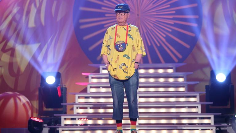 "Karnevalissimo - Das Gipfeltreffen des Humors": "Ne Knallkopp" (Dieter Röder) auf der Bühne.