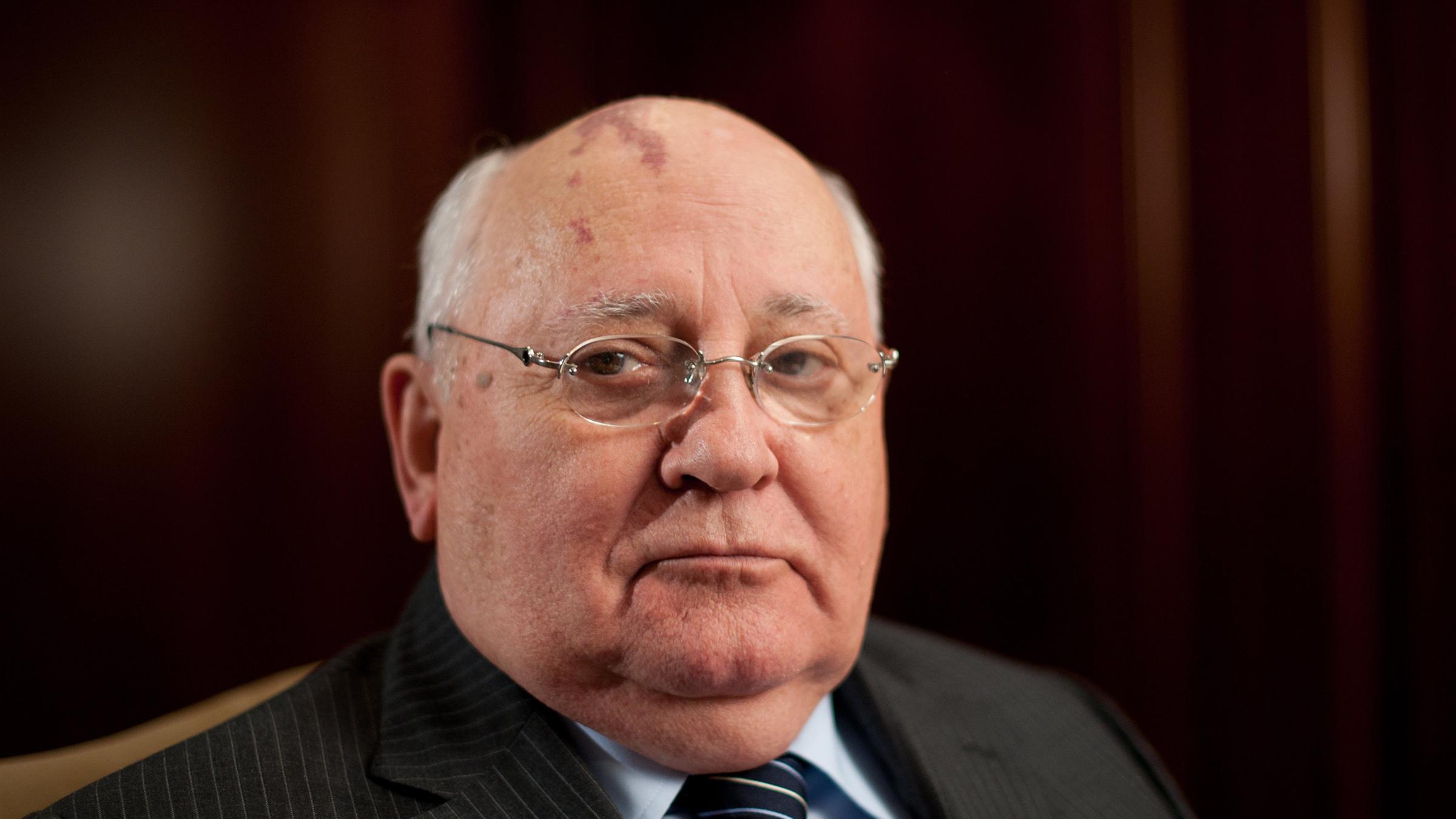 Горбачев 1987. Горбачева а г. Горбачев 1990. Горбачев 1991. Горбачев секретарь цк кпсс.