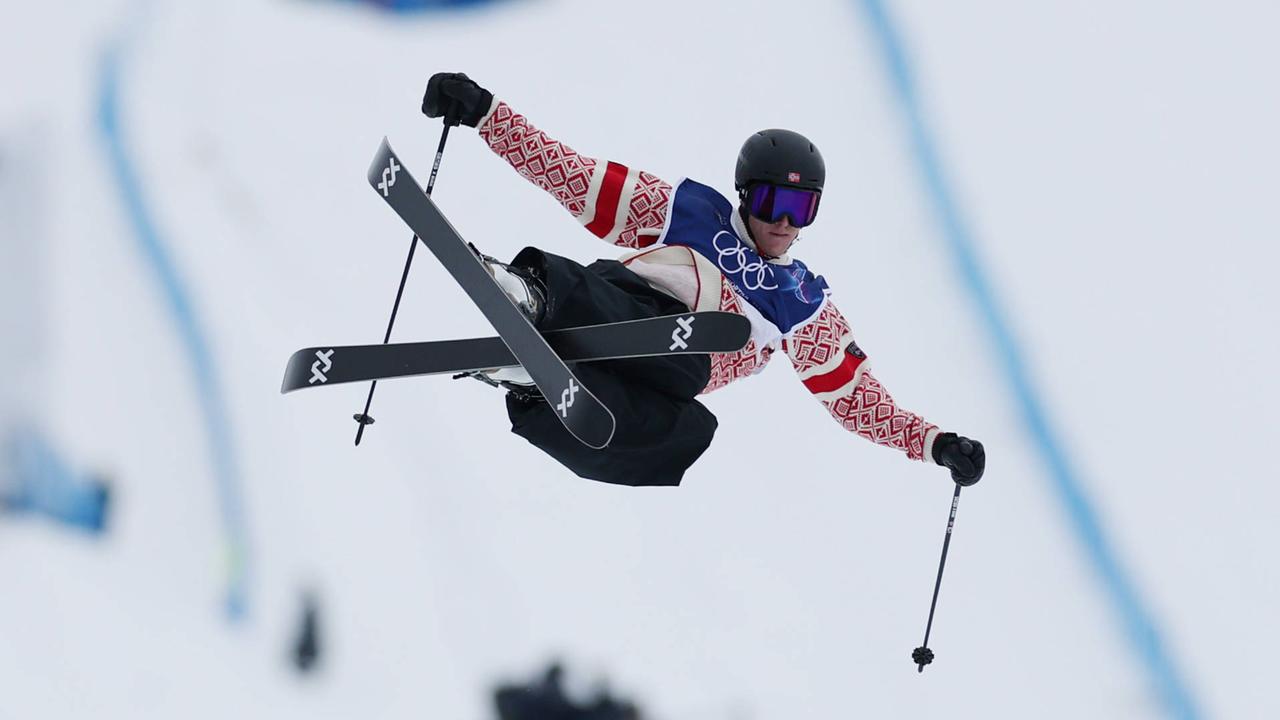 Birk Ruud aus Norwegen im Freestyle-Skiing-Slopestyle-Finale der Herren am 10.02.2026 im  Livigno Snow Park.