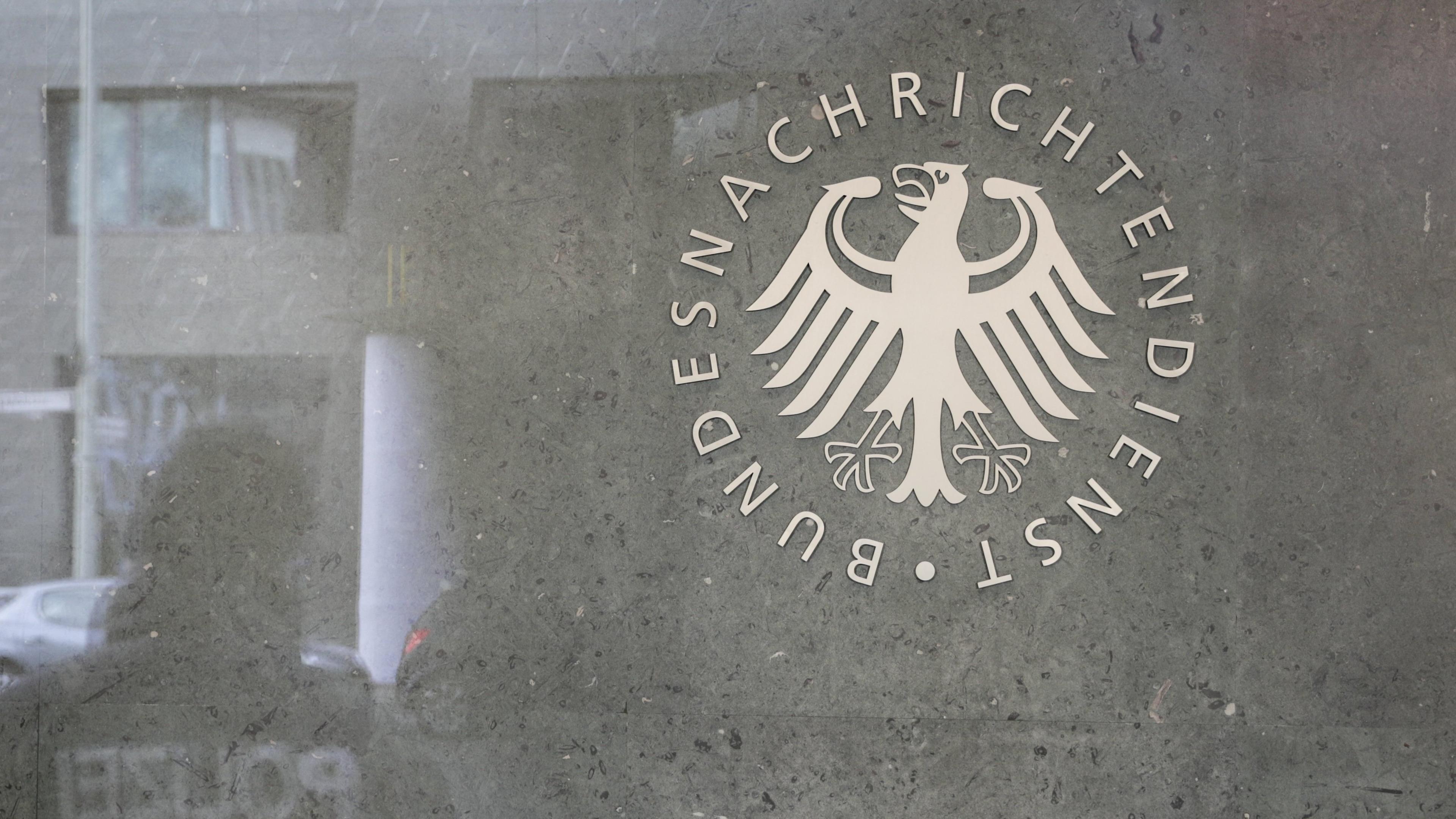 Logo des BND im Eingangsbereich der neuen Zentrale, Berlin, 08.02.2019.