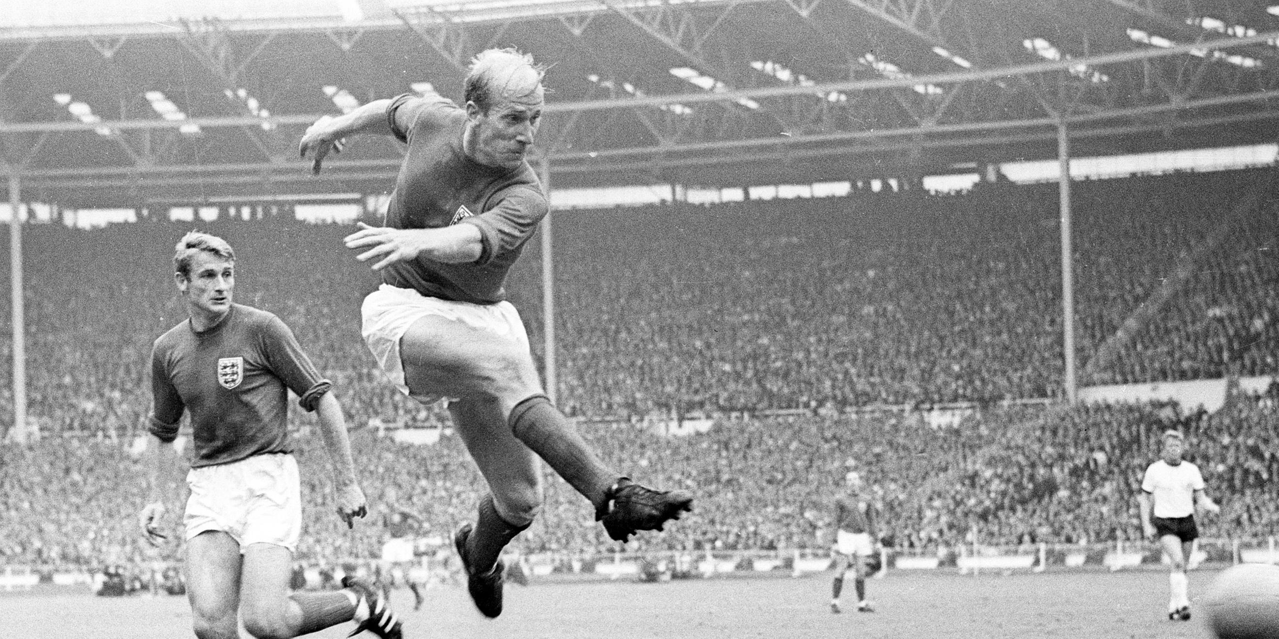 Bobby Charlton im WM-Finale gegen Deutschland 1966