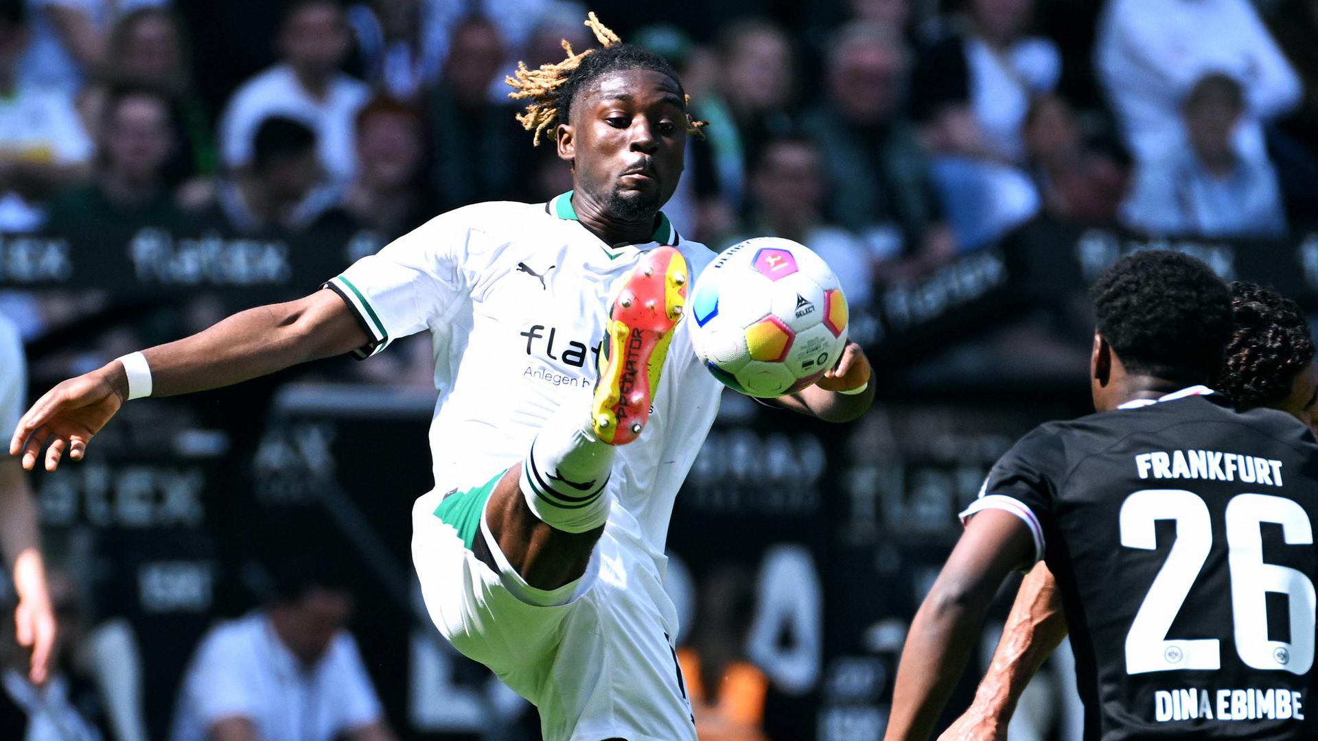 Manu Kone (Borussia Mönchengladbach) in Aktion.