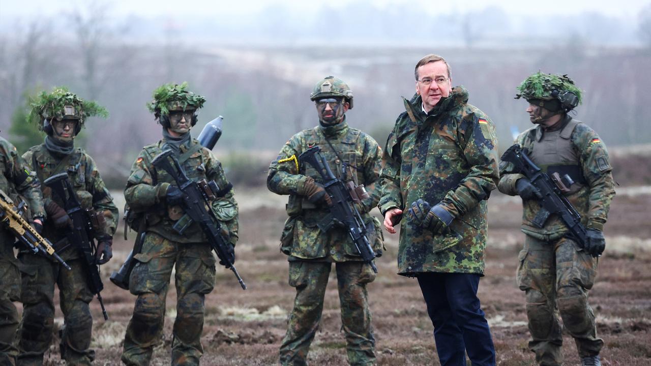 Pistorius: Erste Panzer bis April in Ukraine