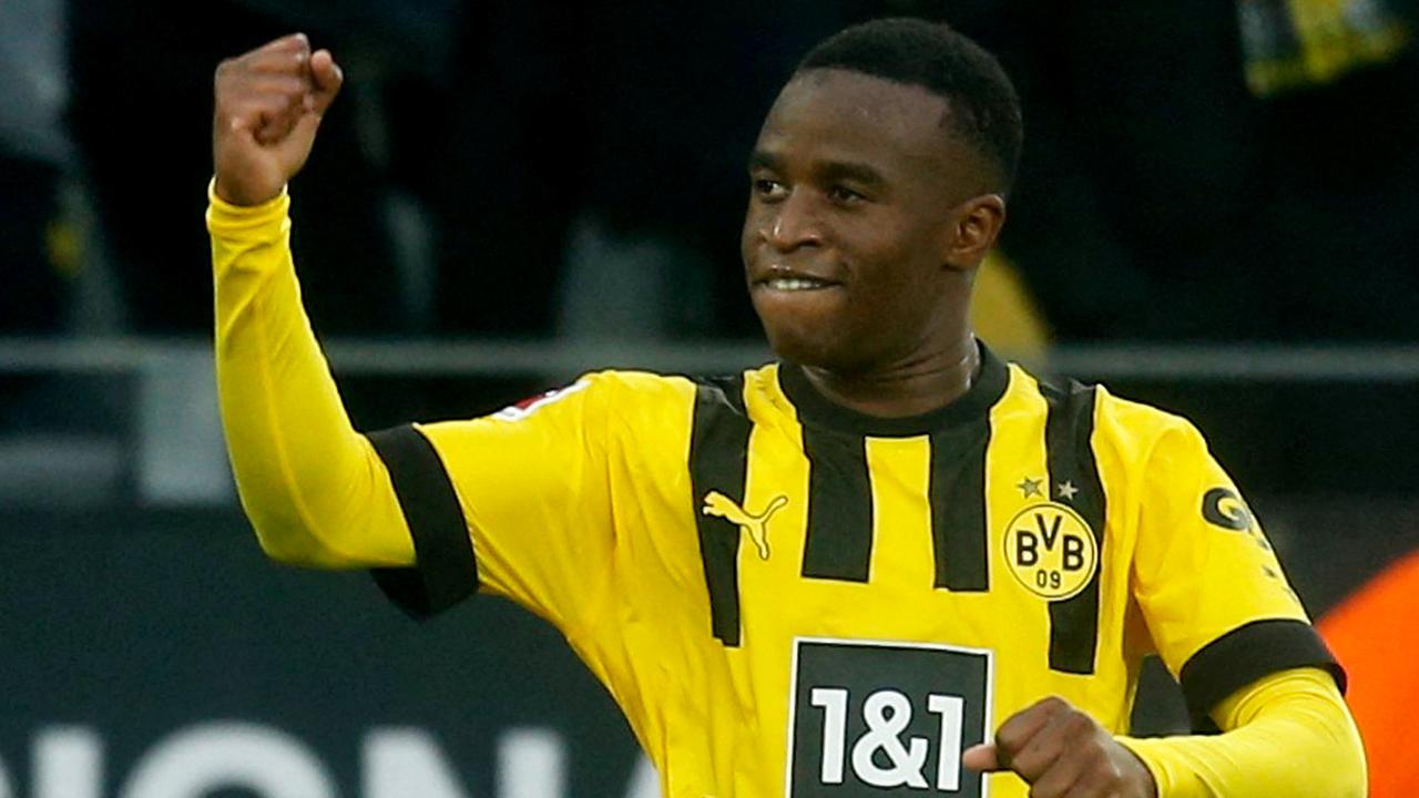 Moukoko verlängert bei Borussia Dortmund