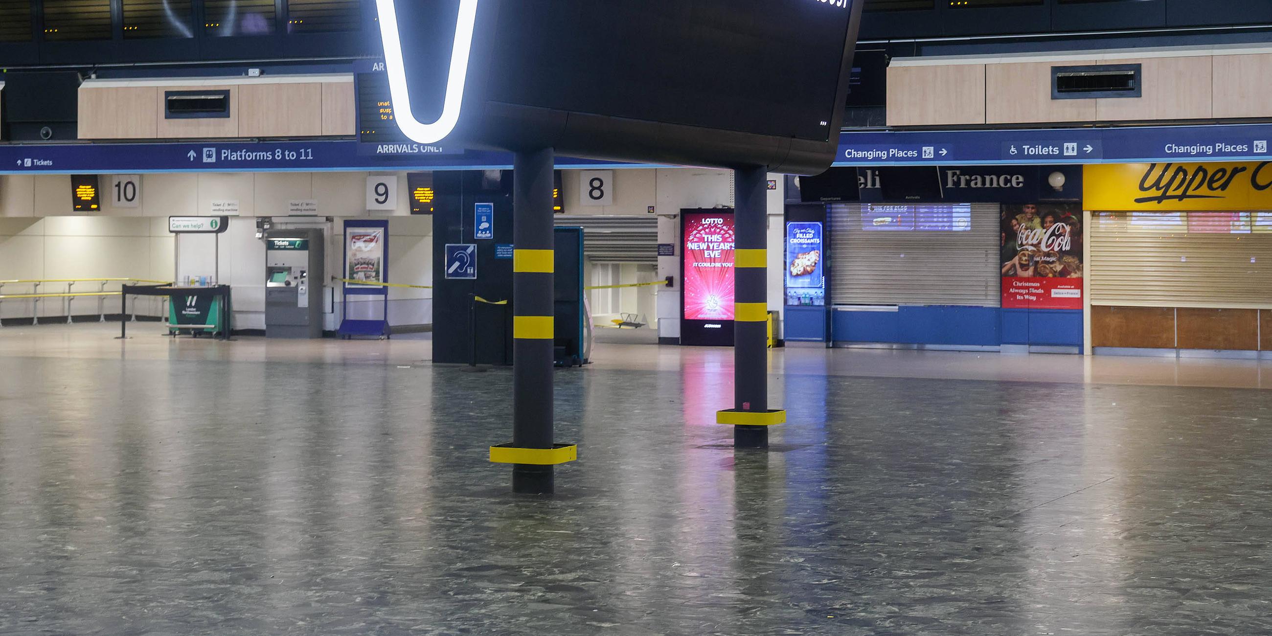 Der Bahnhof Euston wird am zweiten Weihnachtsfeiertag geschlossen, da über 40.000 Eisenbahner streiken