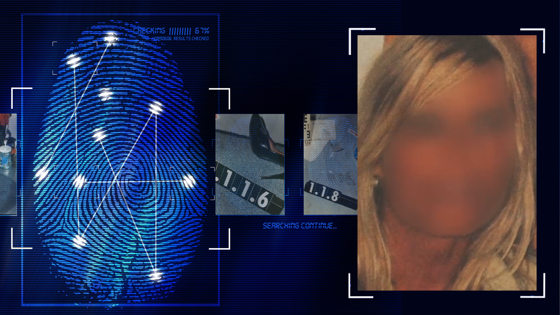 Bildfüllendes Portrait einer Frau, Mitte 50. Lange blonde Haare, sie trägt am rechten Ohr einen Ohrring. Das Gesicht wurde im Bild technisch verfremdet. Links daneben: Lichtschematische Darstellung eines Fingerabdrucks.