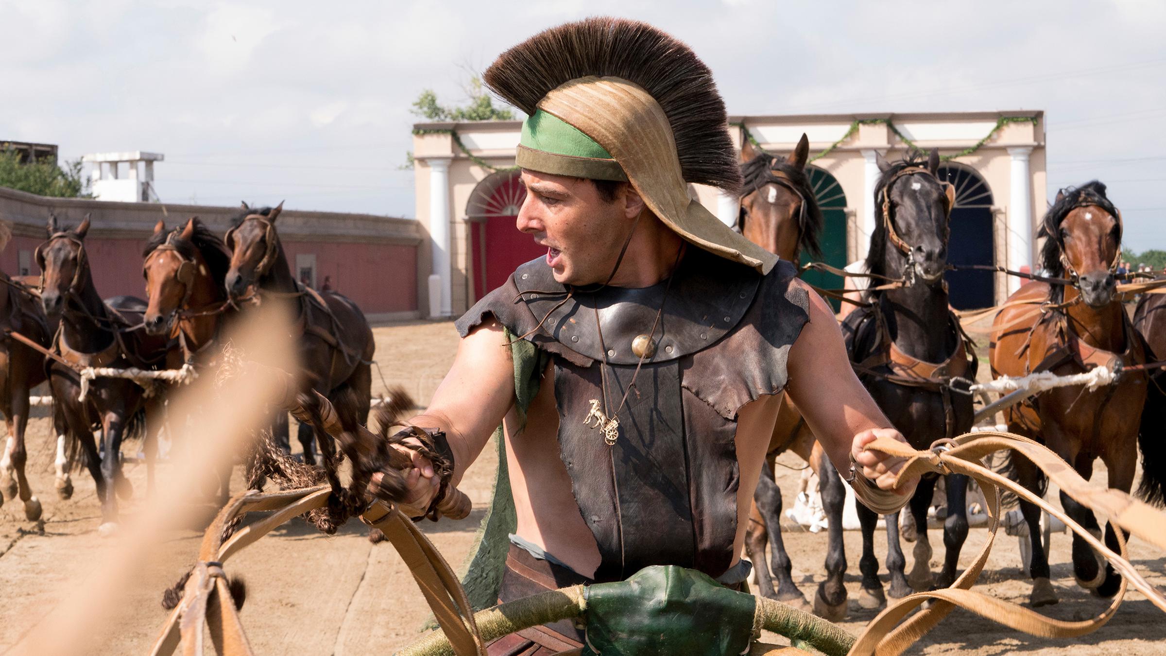 Scorpus (Georgi Gotsin) beim Wagenrennen.