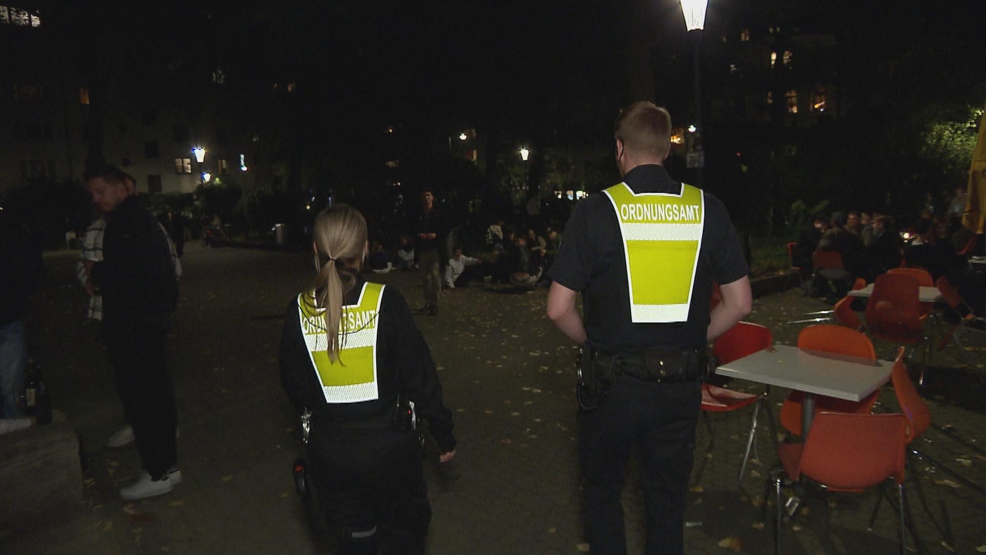 Polizeikontrolle am Brüsseler Platz in Köln