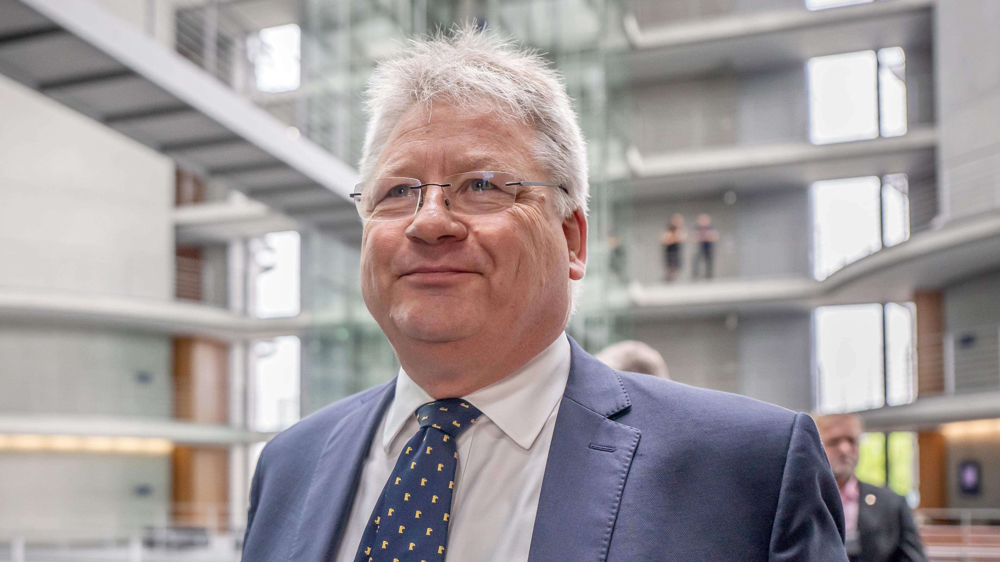 Bruno Kahl, Präsident des Bundesnachrichtendienstes BND kommt zur Sitzung des Auswärtigen Ausschusses des Bundestags am 05.07.2023