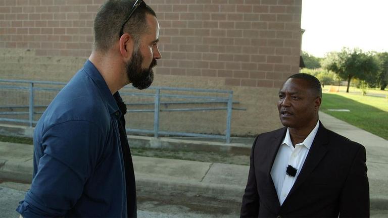 Thorsten Eppert im Gespr�ch mit Anthony Graves, der 18 Jahre lang unschuldig in der Todeszelle sa� und 2010 freigelassen wurde.